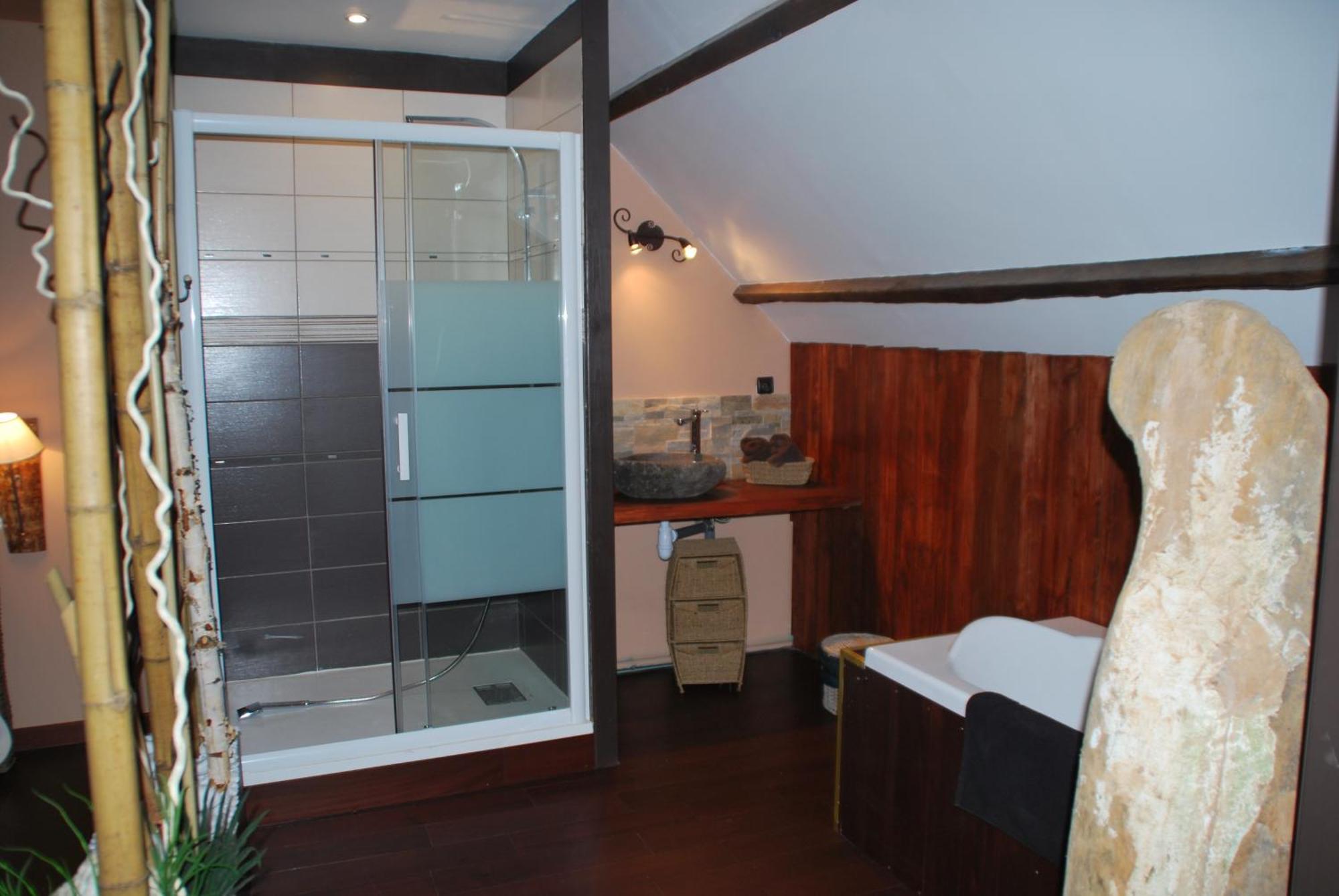 Chambres D Hotes ,Hotel ,Secret D'Une Nuit A Vicq Pres De Onnaing,Avec Piscine Екстериор снимка